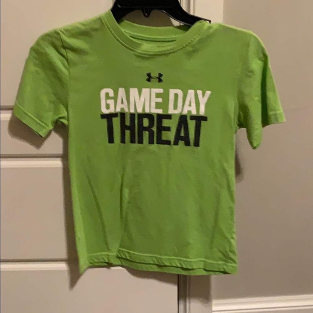 Boys UA shirt